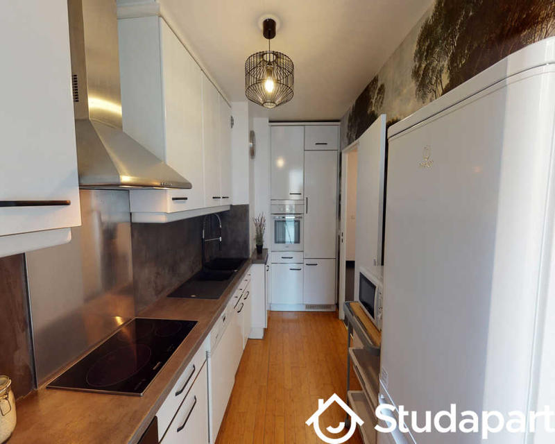 Chambre - 75 m² - 1 pièce