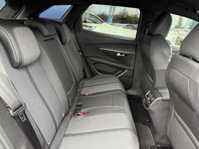 Peugeot 3008 II 1.6 Hybrid 225 E-Eat8 Allure Pack