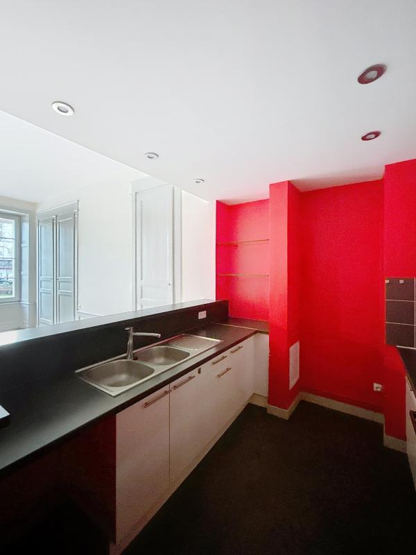 Appartement - 155 m² - 6 pièces