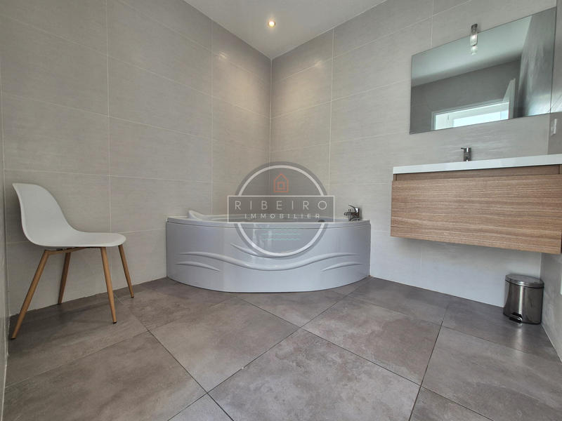 Villa - 110 m² - 4 pièces