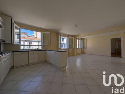 Appartement - 100 m² - 4 pièces