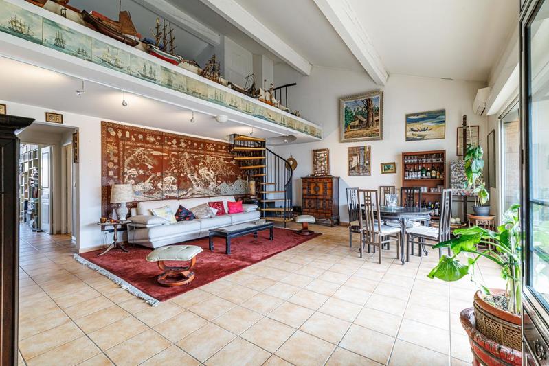 Appartement - 182 m² - 4 pièces