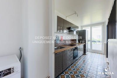 Chambre - 11 m² - 3 pièces