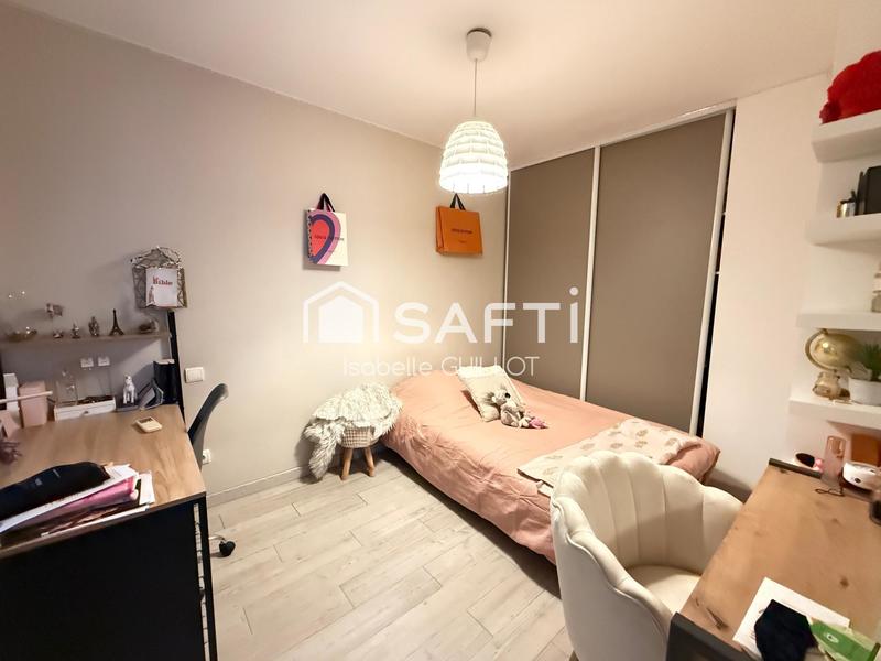 Maison - 180 m² - 6 pièces