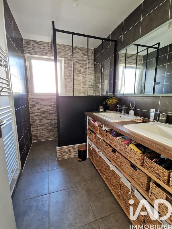 Maison - 89 m² - 5 pièces