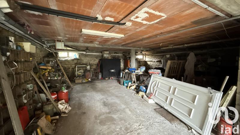 Maison - 150 m² - 11 pièces