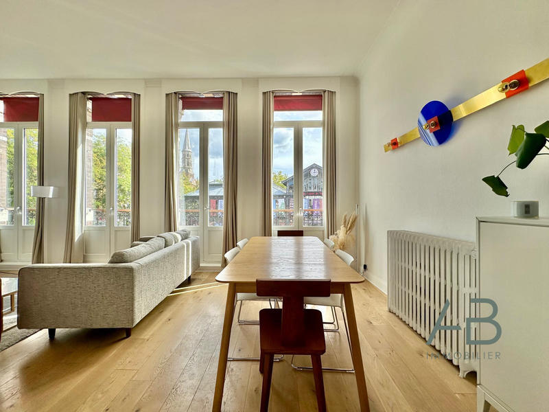 Appartement - 89 m² - 4 pièces