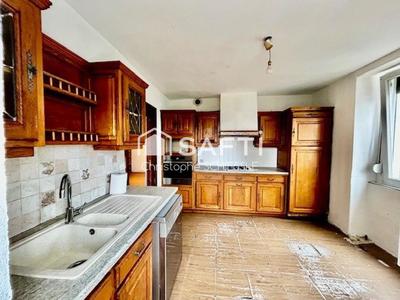 Maison - 104 m² - 6 pièces