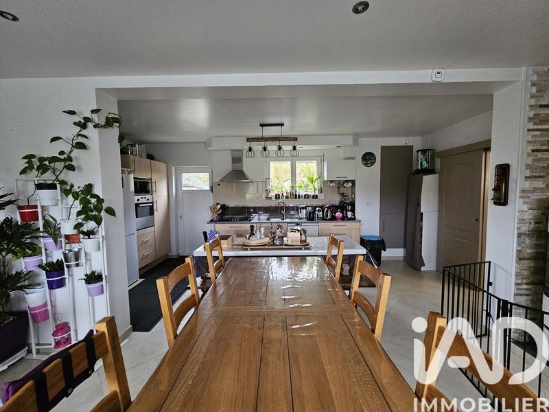 Maison - 138 m² - 6 pièces