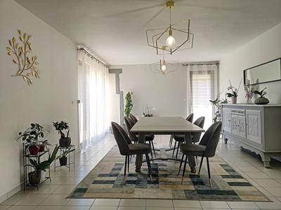 Maison - 126 m² - 6 pièces