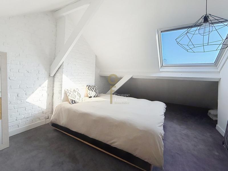 Maison - 180 m² - 7 pièces