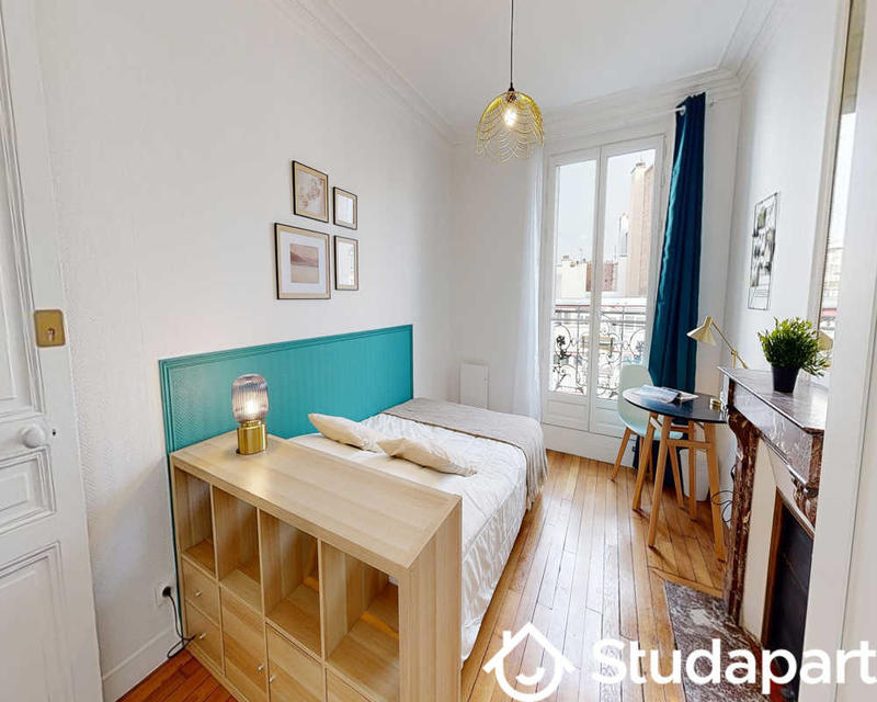 Chambre - 160 m² - 1 pièce