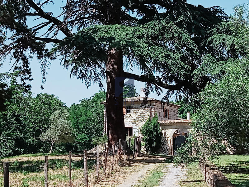 Maison - 160 m² - 8 pièces