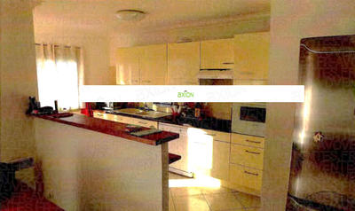 Studio - 76 m² - 3 pièces