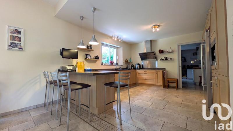 Maison - 218 m² - 6 pièces