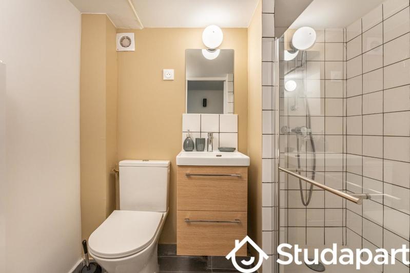 Chambre - 14 m² - 1 pièce