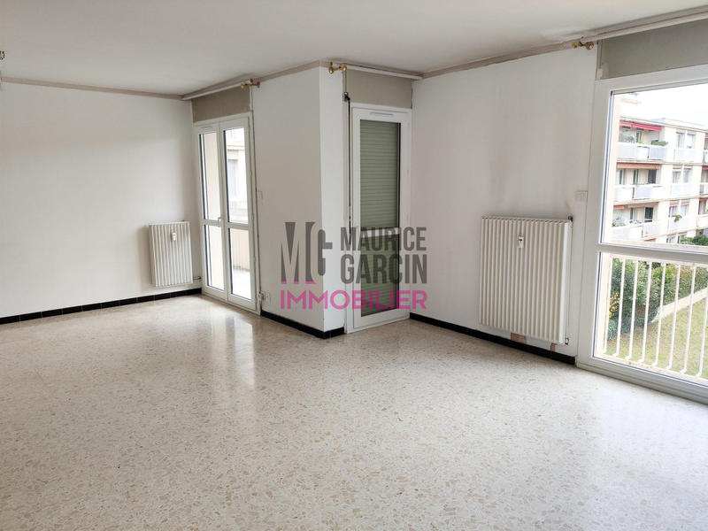 Appartement - 85 m² - 3 pièces