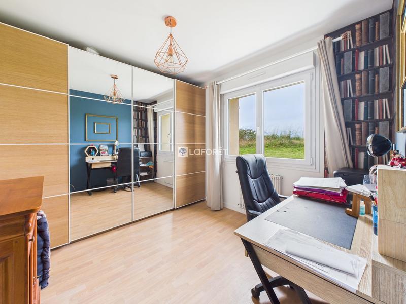 Maison - 150 m² - 9 pièces