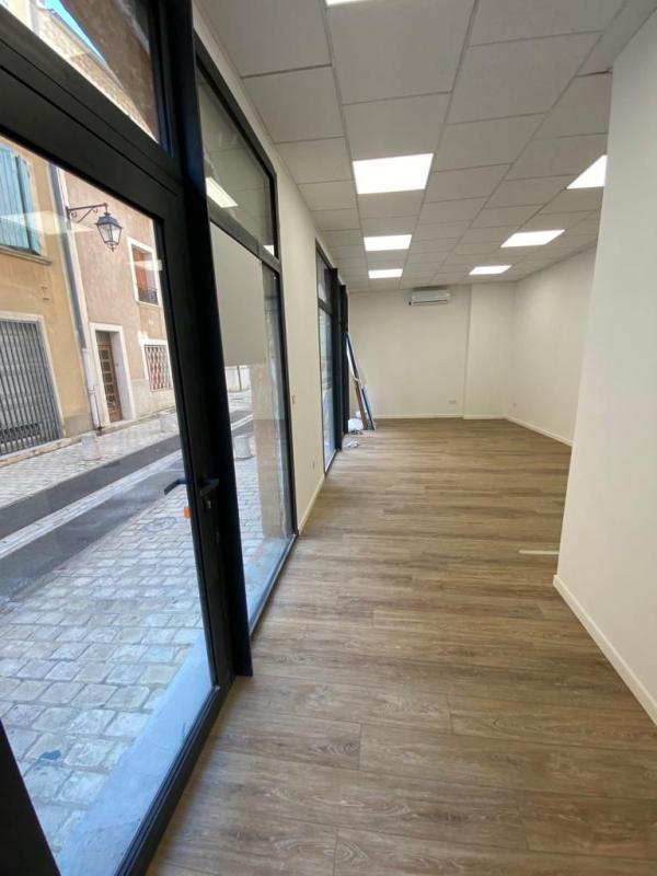 Local commercial - 33 m² - 2 pièces