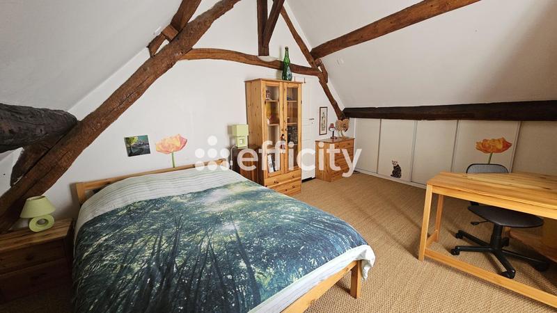 Maison - 280 m² - 11 pièces