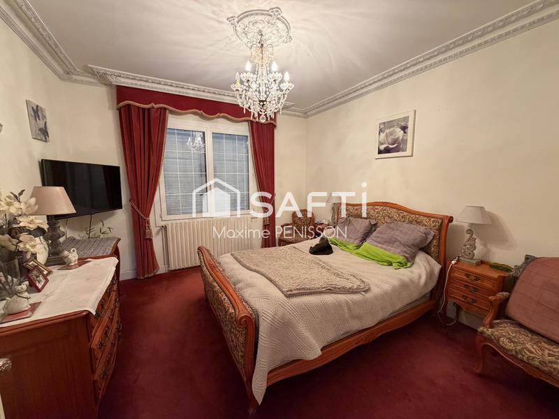 Maison - 223 m² - 6 pièces