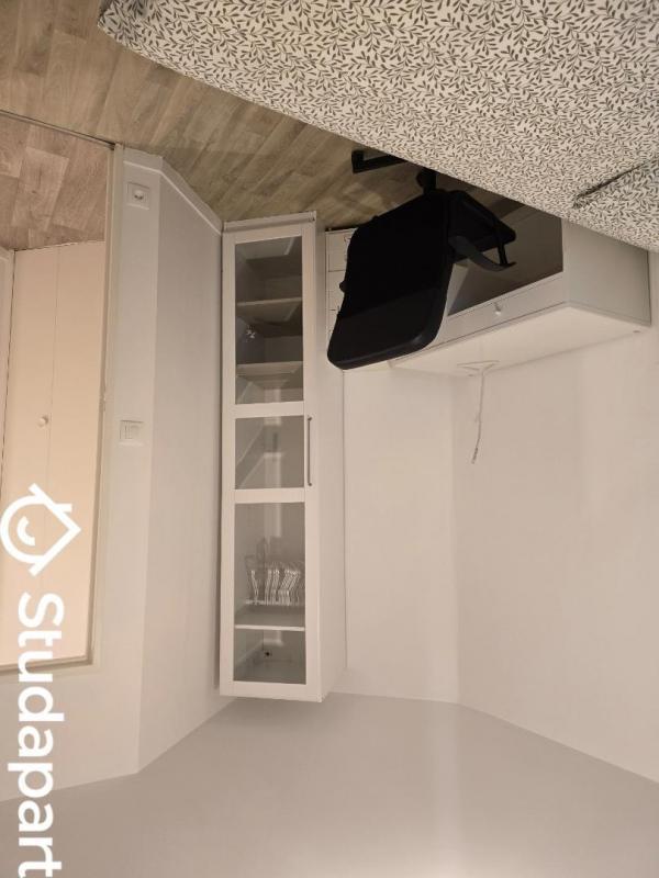 Chambre - 13 m² - 1 pièce