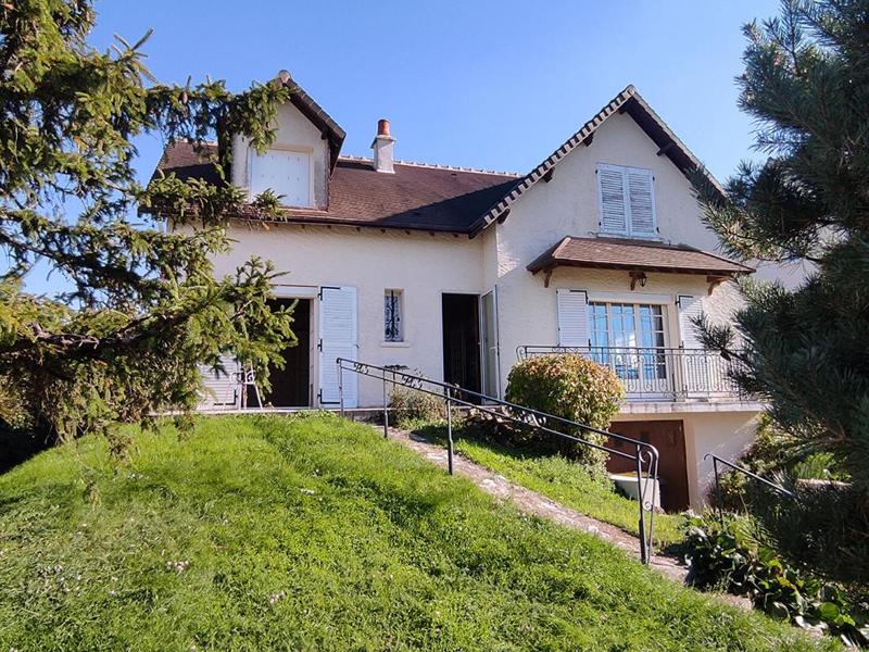 Maison - 139 m² - 7 pièces