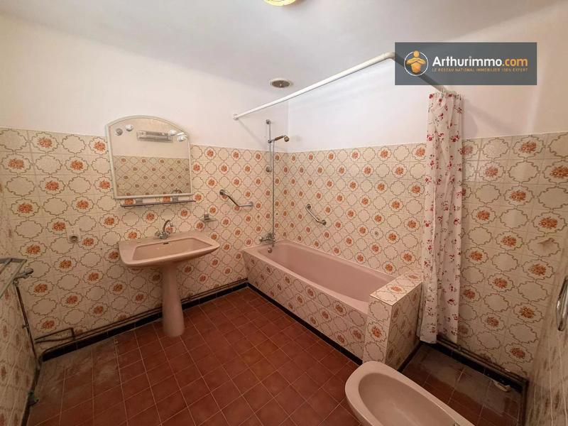 Maison - 179 m² - 5 pièces