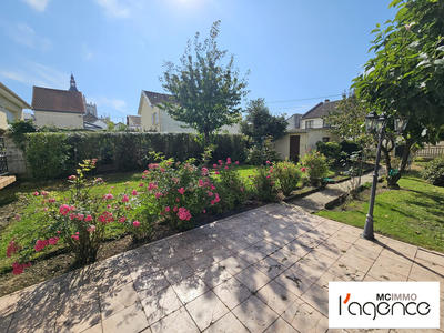 Maison traditionnelle - 133 m² - 5 pièces