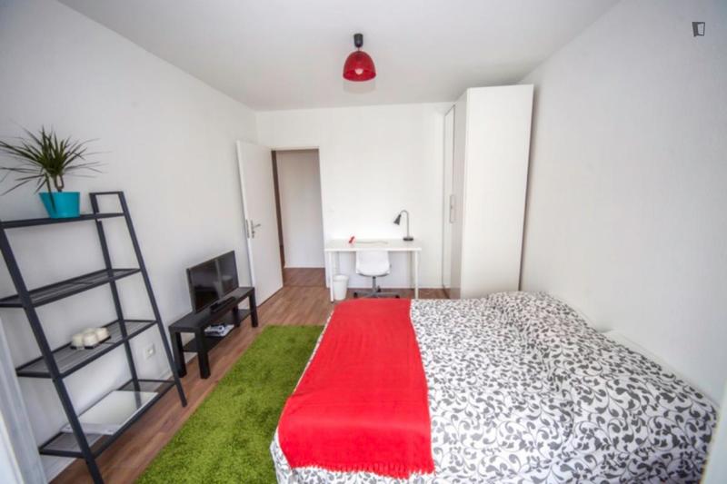 Chambre - 15 m² - 4 pièces