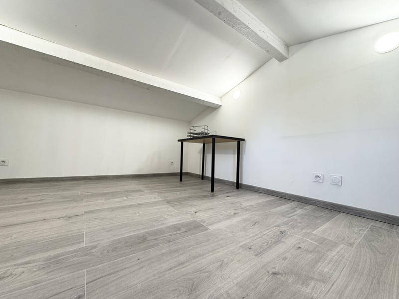 Villa - 243 m² - 7 pièces