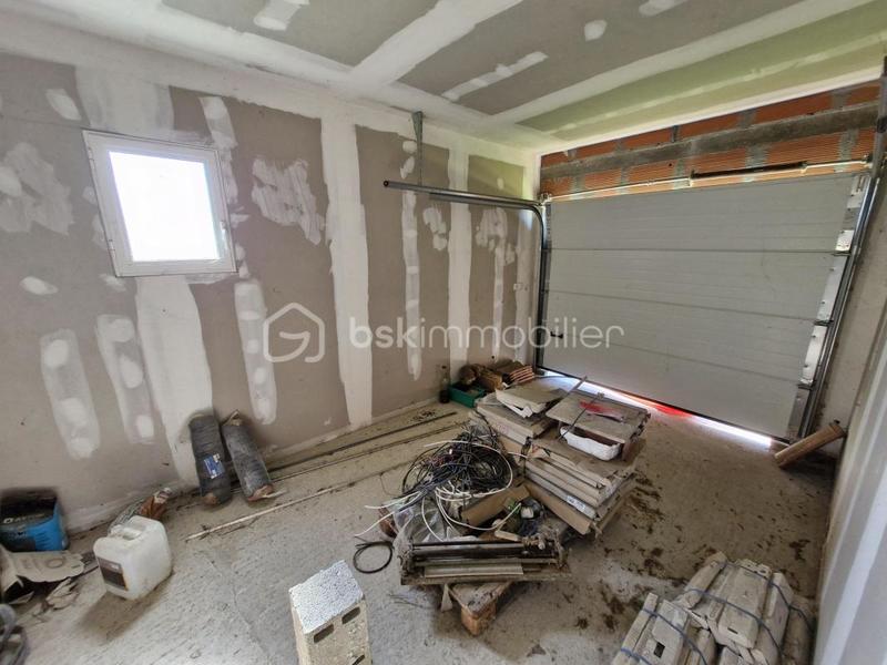 Maison traditionnelle - 100 m² - 4 pièces