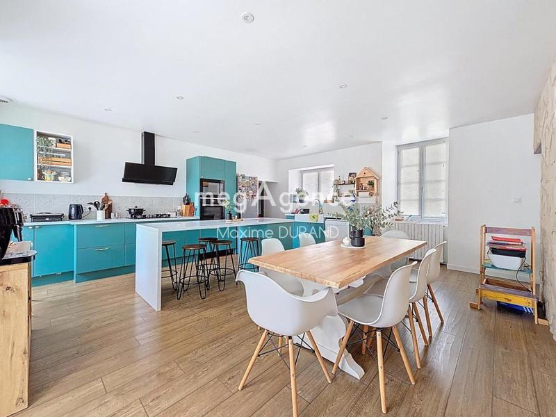 Maison - 136 m² - 6 pièces