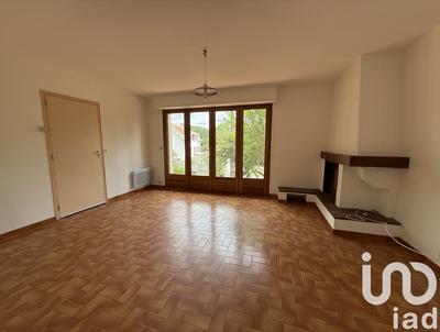 Maison - 89 m² - 5 pièces