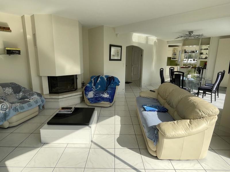 Maison - 133 m² - 6 pièces