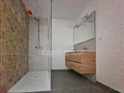 Appartement - 92 m² - 3 pièces