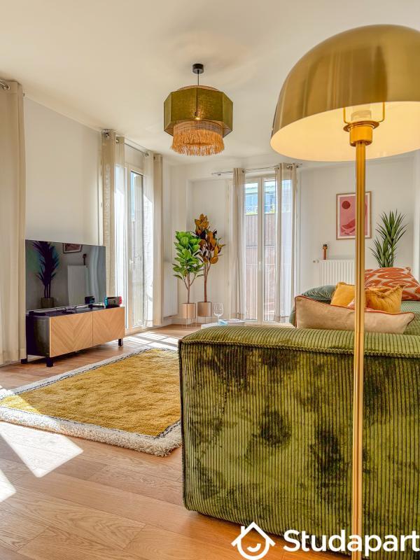 Chambre - 14 m² - 1 pièce