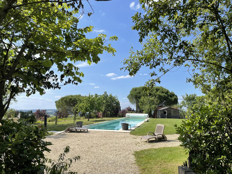 Maison de village - 523 m² - 10 pièces