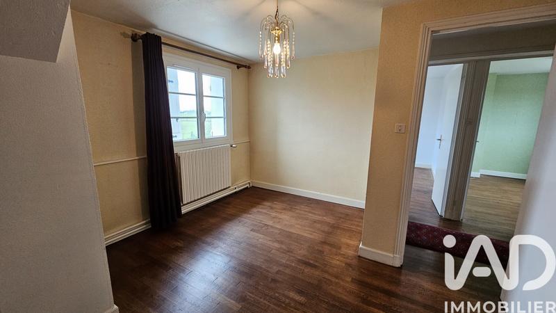 Maison - 102 m² - 4 pièces