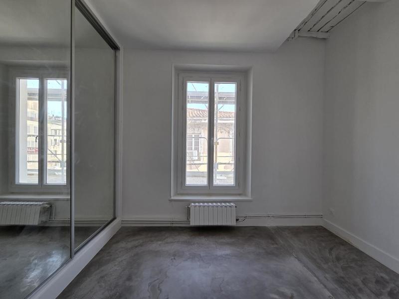 Appartement - 82 m² - 3 pièces