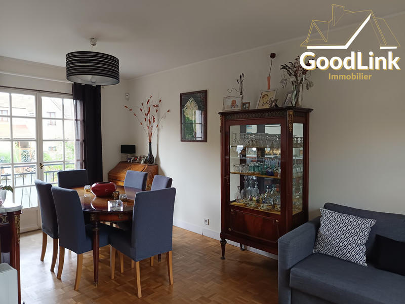 Maison - 97 m² - 5 pièces