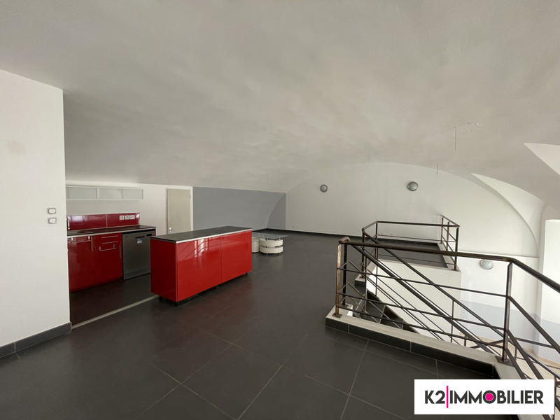 Appartement - 134 m² - 3 pièces