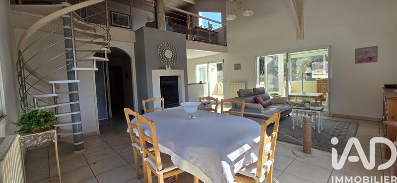 Maison - 164 m² - 7 pièces