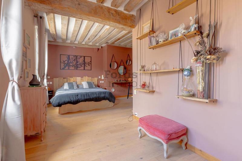 Corps de ferme - 353 m² - 11 pièces