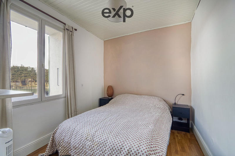 Maison - 140 m² - 7 pièces