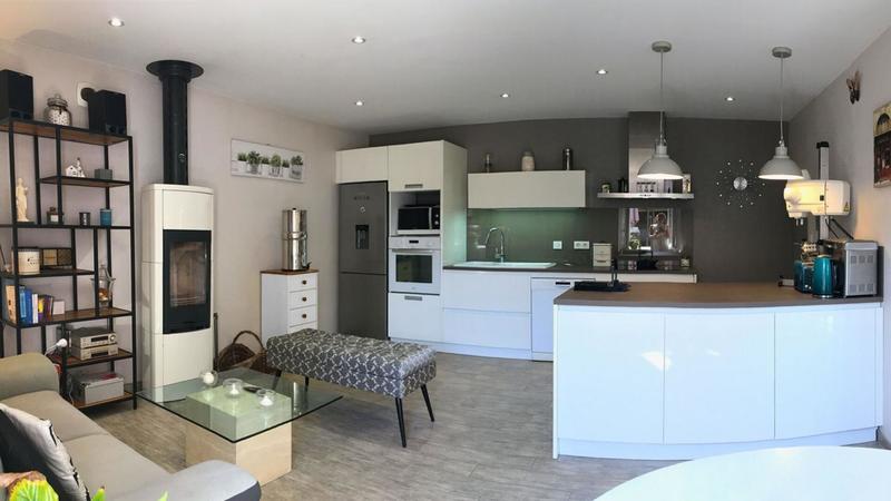 Maison - 134 m² - 7 pièces