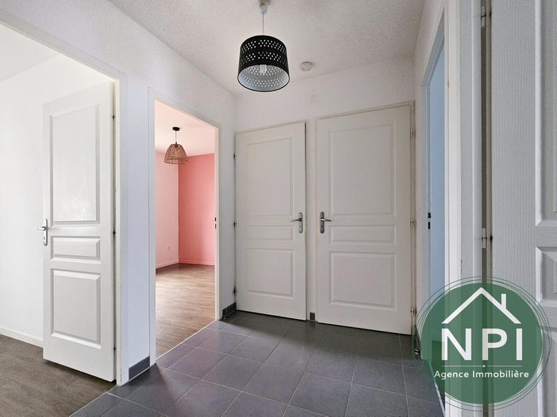 Maison - 90 m² - 6 pièces