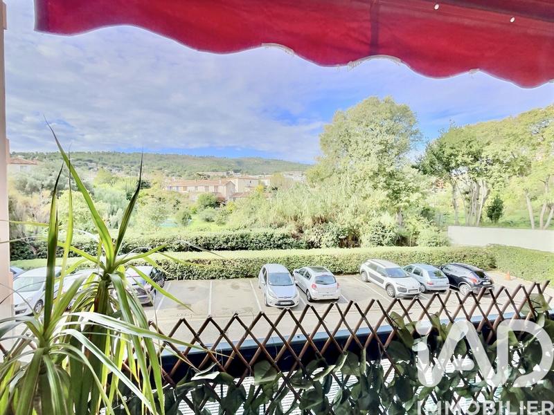 Appartement - 98 m² - 4 pièces