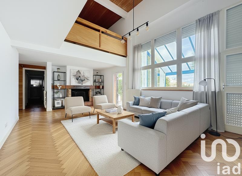 Maison - 163 m² - 7 pièces