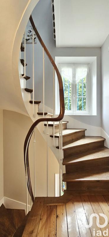 Maison - 158 m² - 6 pièces